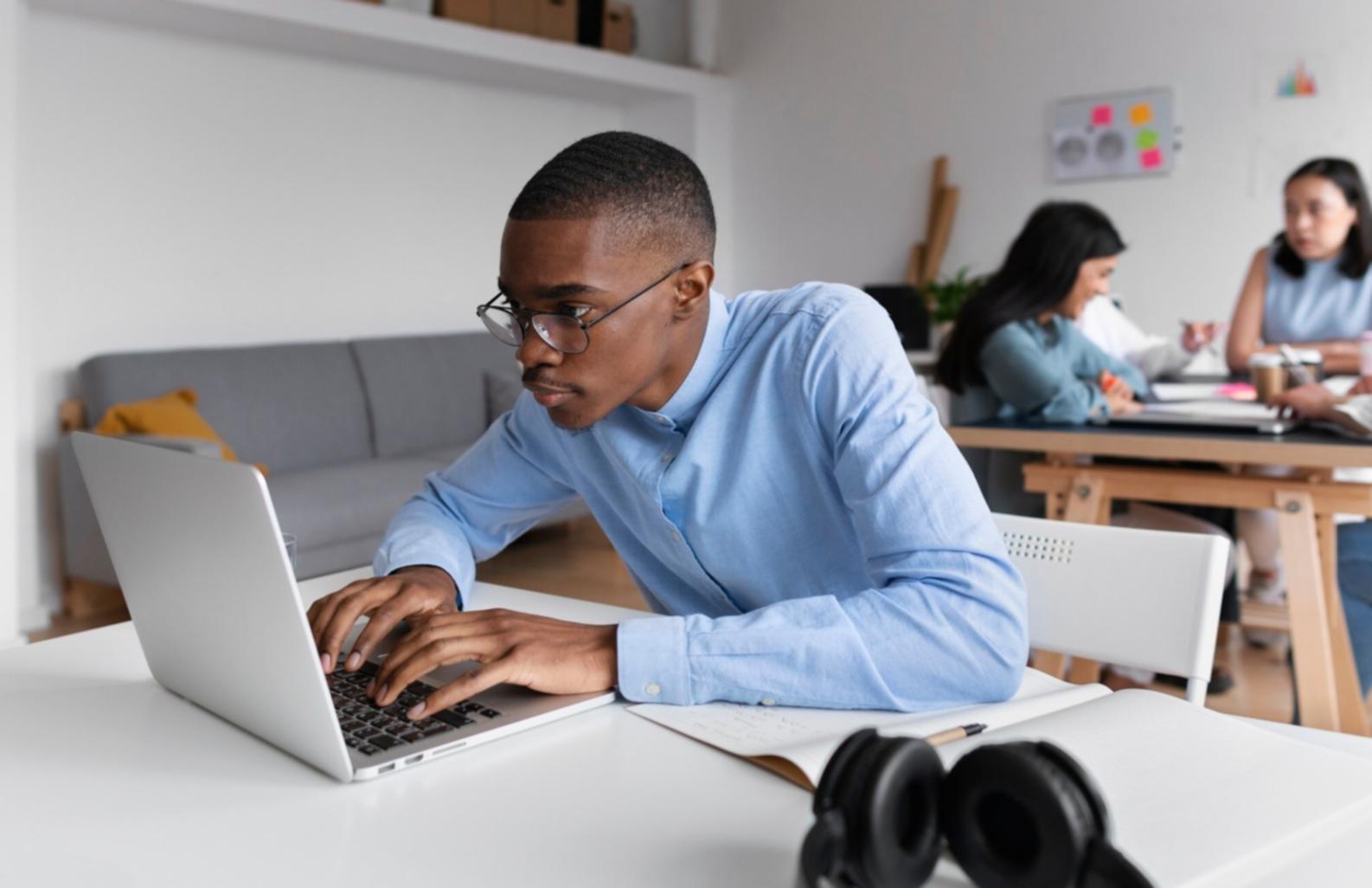 Espace de travail collaboratif et moderne
